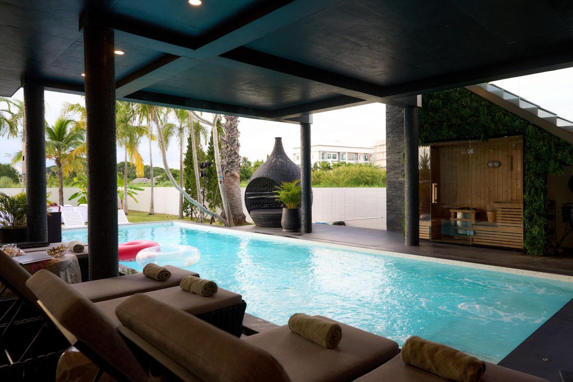 Palm Villa - Award Winning Modern Luxury & Exclusive Villa Resort Chiang Mai Exterior photo